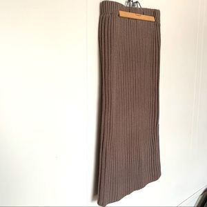 Long knit skirt